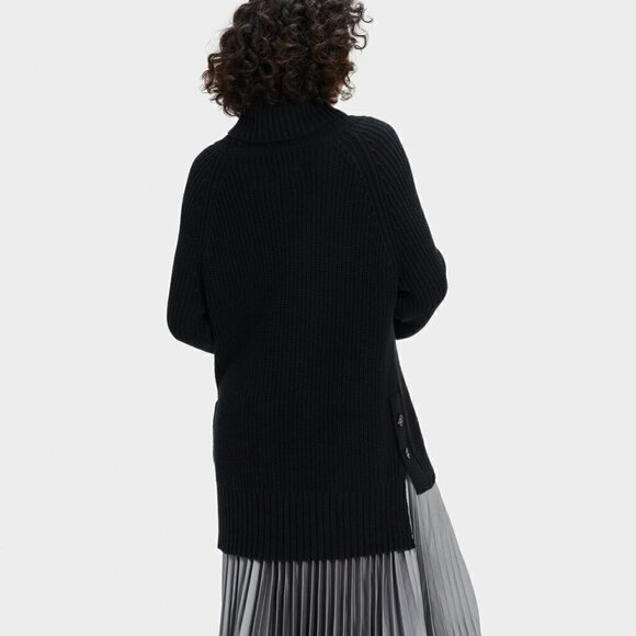 Ugg Selah Turtleneck Black Sweater - Picture 2 of 8